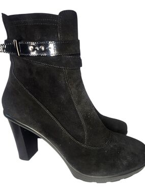AQUATALIA WOMEN BLACK SUEDE HIGH HEEL ANKLE BOOTS SIDE ZIPPER BUCKLE SZ 11 EUC